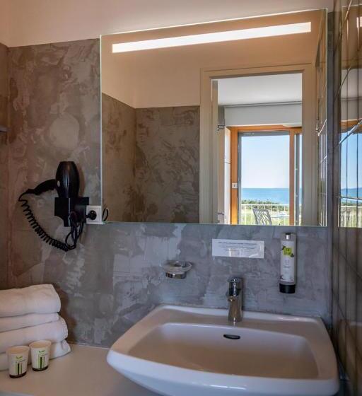 Номер Стандарт, Hôtel L Albatros