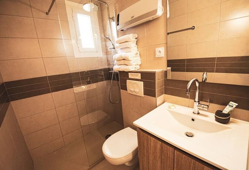 Трехместный Номер Superior, Hôtel Le Panoramic   Votre Hôtel Au Cœur Des Gorges Du Verdon