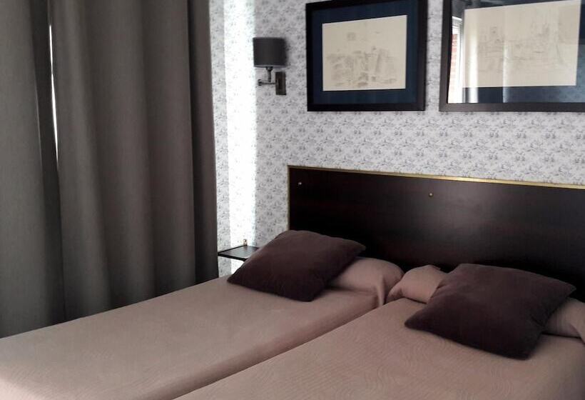 Семейный Номер, Logis Terrasse Hôtel