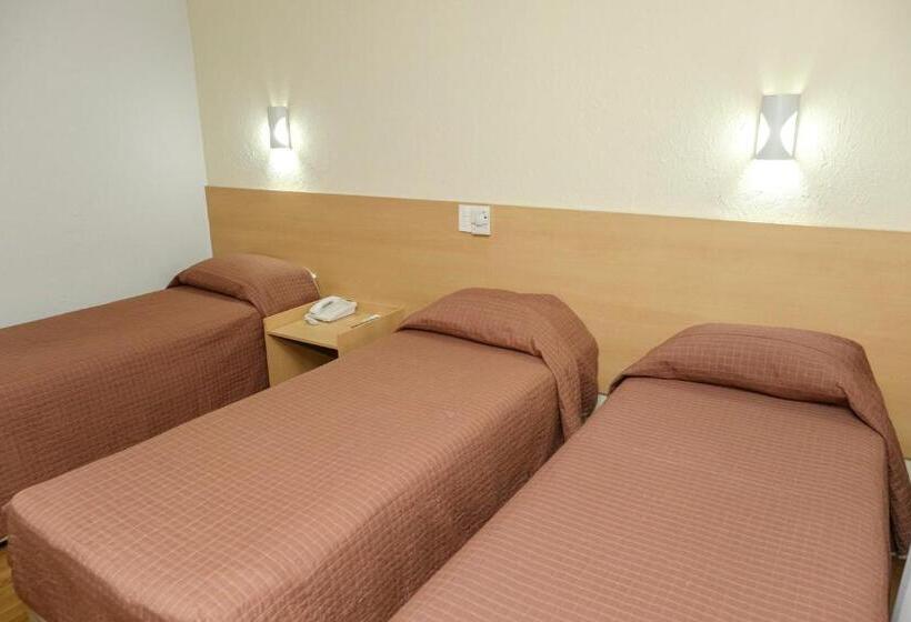 Quarto Triplo Estandar, Marante Plaza
