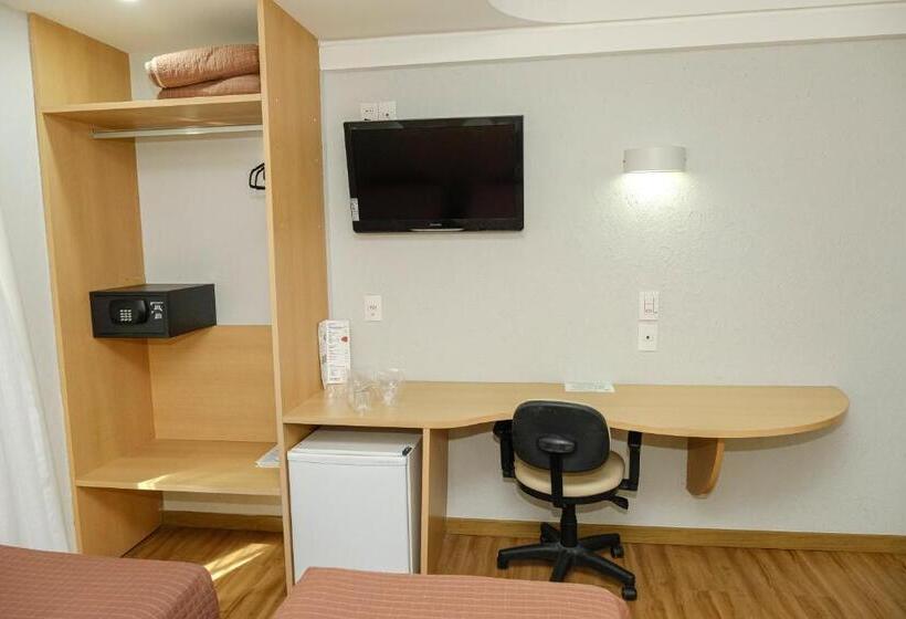 Quarto Estandar, Marante Plaza