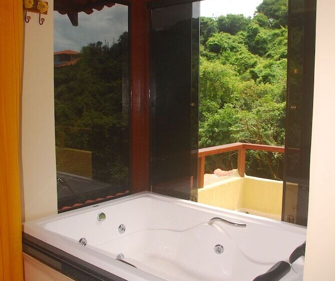 Suíte Deluxe Vista Mar, Pousada Amancay