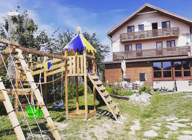 Четырехместный Номер Стандарт с Балконом, Relax Mariánka