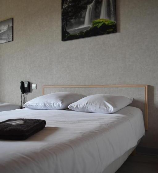 Chambre Standard, Hôtel Restaurant Des Lacs