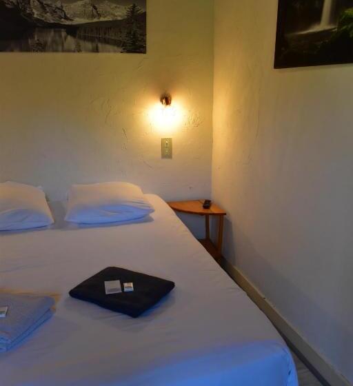 Chambre Standard, Hôtel Restaurant Des Lacs