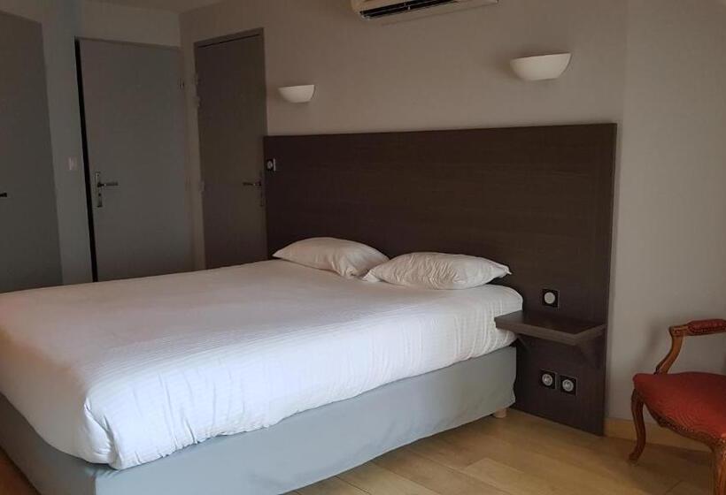 اتاق استاندارد, Logis Hôtel Des Deux Forts