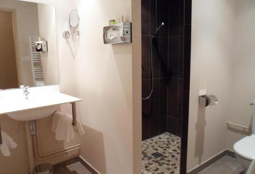 آپارتمان 1 خوابه, Logis Hôtel Des Deux Forts