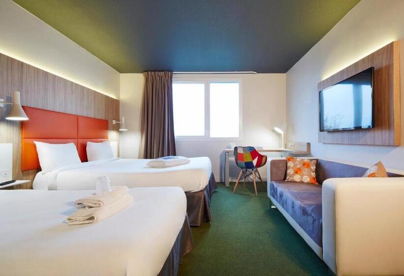 اتاق استاندارد سه نفره, Kyriad Clermont Ferrand Nord  Riom