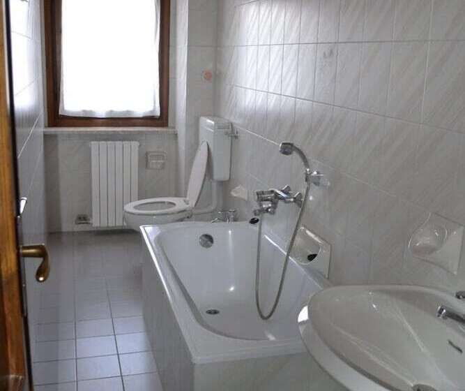 اتاق استاندارد یک نفره, Piccolo Chalet