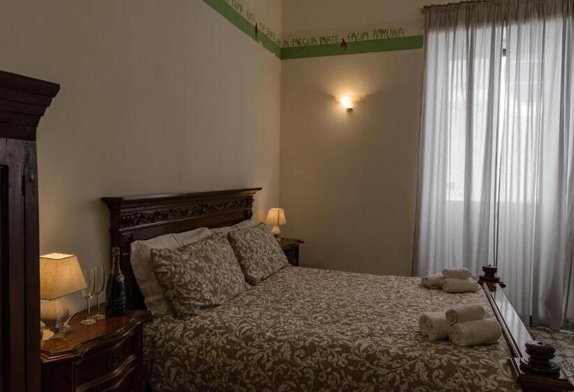 اتاق اکونومی, Antica Terrazza Frascati