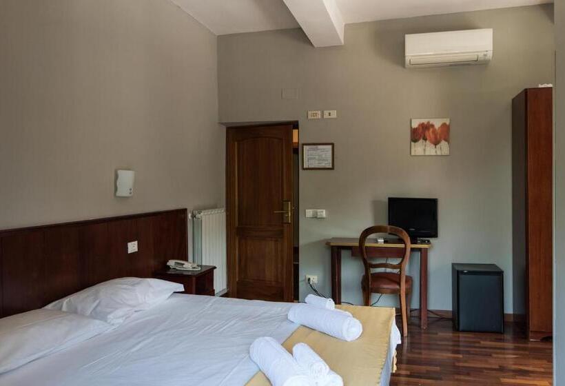 اتاق لوکس, Antica Terrazza Frascati