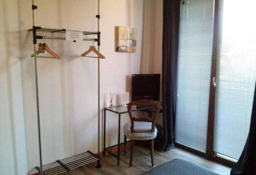 اتاق استاندارد, Bgy Airport Guesthouse