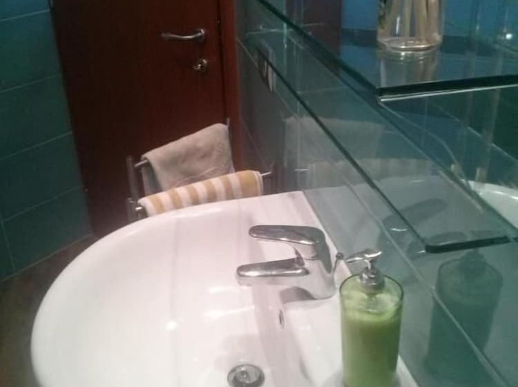 اتاق استاندارد, Bgy Airport Guesthouse