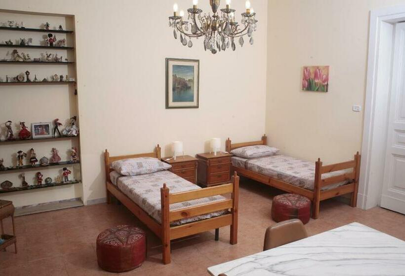 غرفة قياسية رباعية مطلة على البحر, Ag Home Adragna