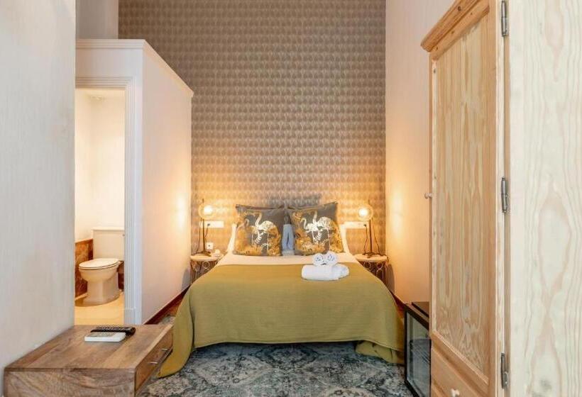 スタンダードトリプルルーム, Catedral Suites Jerez
