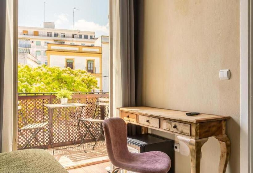 バルコニー付きスタンダードルーム, Catedral Suites Jerez