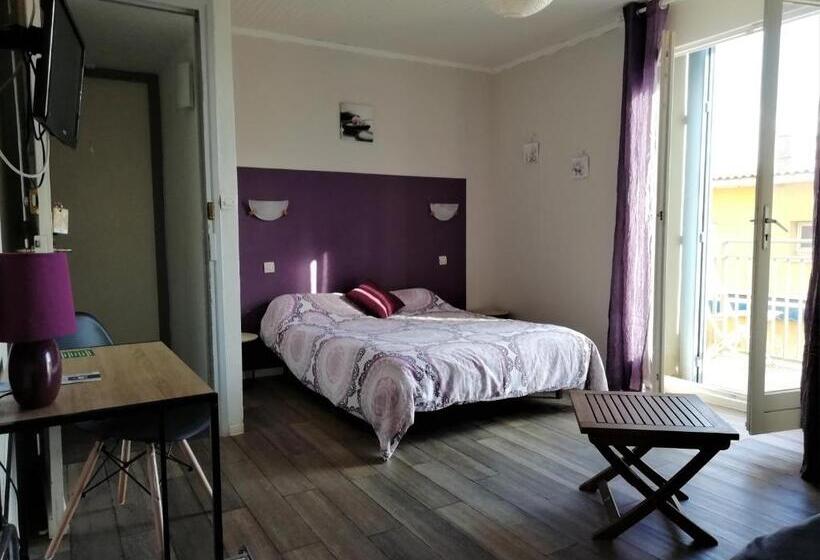 Номер Стандарт Вид на Море с Балконом, Le Chalet