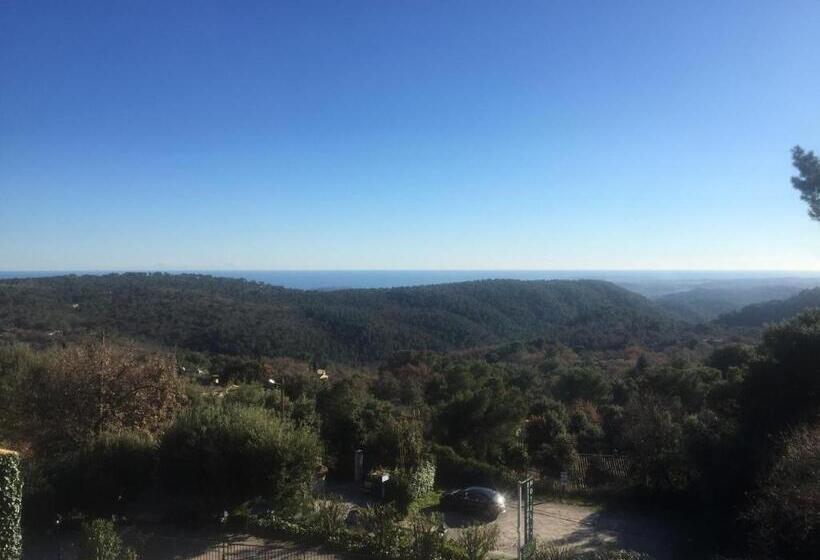Номер Стандарт Вид на Море, Les Belles Terrasses