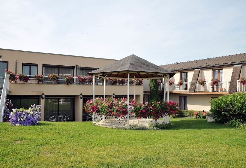 Классический Номер, Logis Hostellerie Du Mont Aime