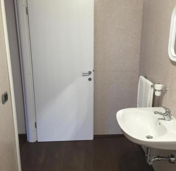 اتاق استاندارد, B&b Il Falco