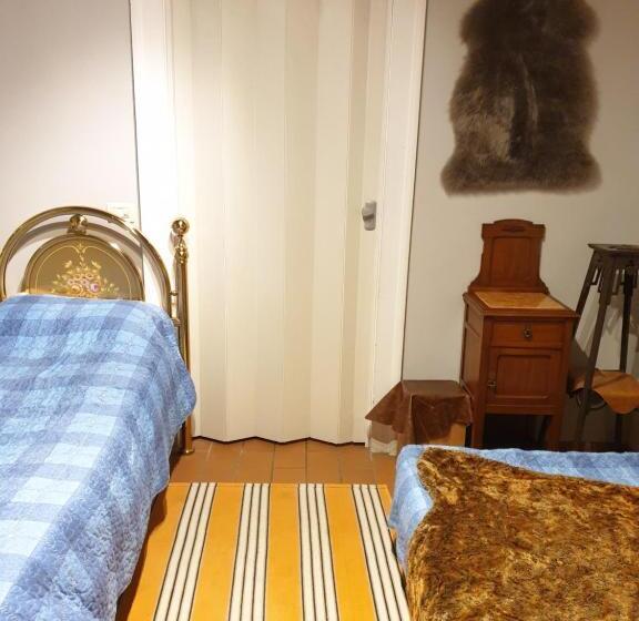 اتاق استاندارد چهار تخته, La Casa Di Daniele