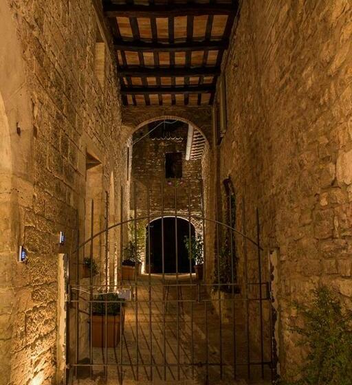 اتاق استاندارد, Residenza La Corte Assisi