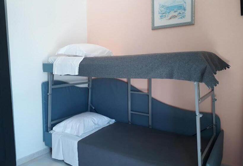 آپارتمان 1 خوابه با تراس, Torre Del Lago