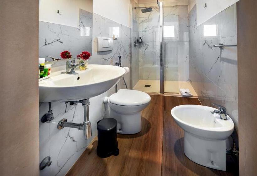 اتاق راحتی سه تخته, Le Marinelle Trani B&b