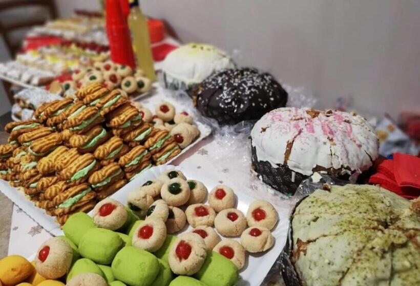 اتاق لوکس با تخت بزرگ, A Casa Di Simona