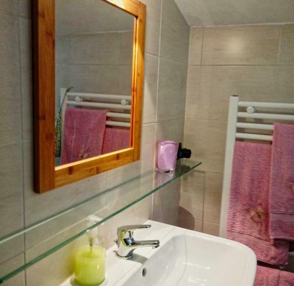 اتاق استاندارد, Sally S B&b