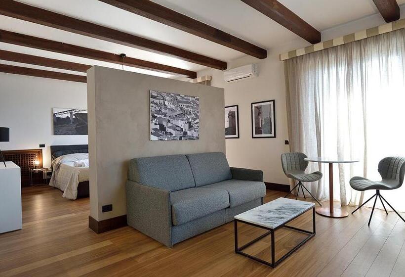 Люкс с Террасой, Casarealia