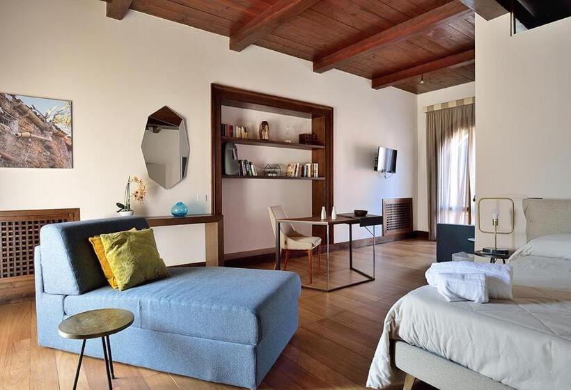 Полулюкс Повышенной Комфортности, Casarealia