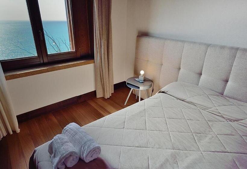 Номер Стандарт Вид на Море, Casarealia