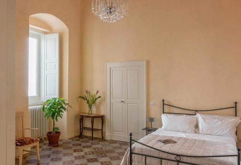 Номер Deluxe, Palazzo Cariddi