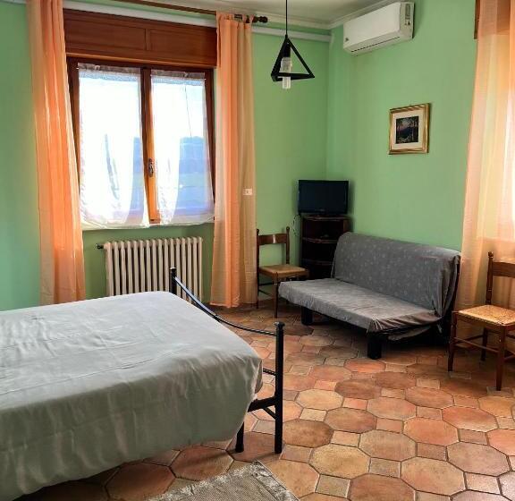 标准间带山景, Casa T Bed And Breakfast & Home Restaurant Di Tacchino Simone
