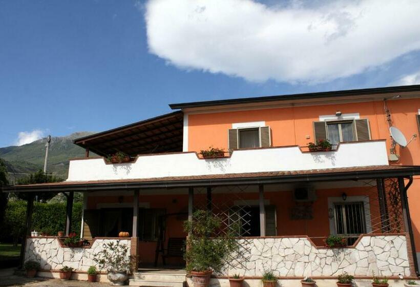 Quarto Superior com Sacada, B&b Casale Shanti