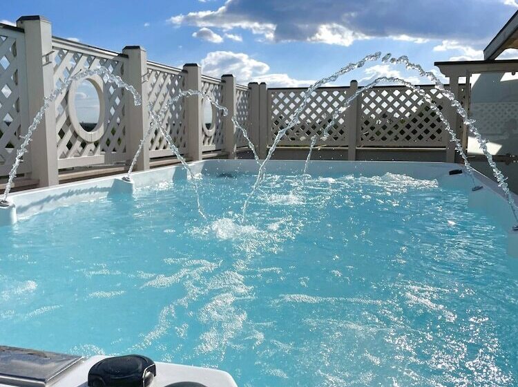 شقة أساسية غرفة واحدة, Villa Magiola