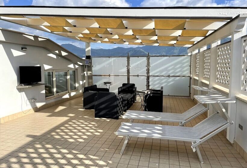 شقة أساسية غرفة واحدة, Villa Magiola