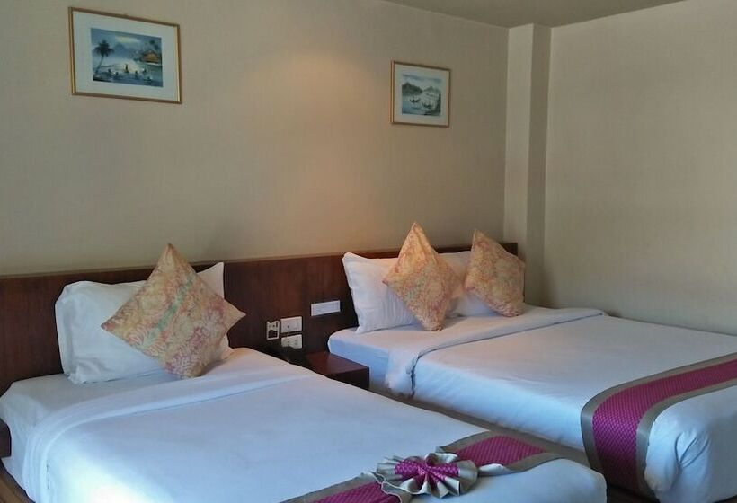 اتاق سوپریور, Anyavee Ban Ao Nang Resort