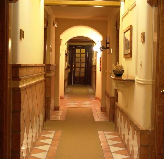 Номер Стандарт, Balneario De Alicún De Las Torres