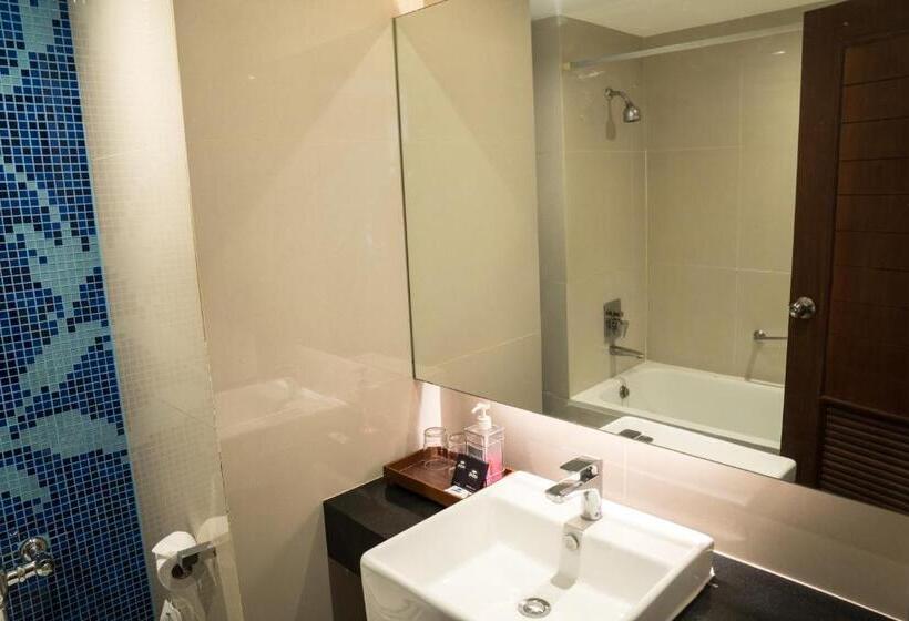 Quarto Superior Primeiro Andar, Grand Jomtien Palace Hotel   Sha Extra Plus