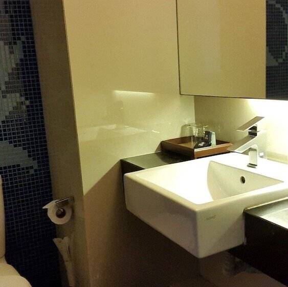 Quarto Superior Vista Mar Lateral, Grand Jomtien Palace Hotel   Sha Extra Plus