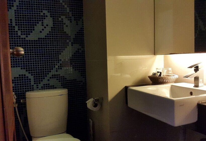 Quarto Deluxe Vista Mar, Grand Jomtien Palace Hotel   Sha Extra Plus