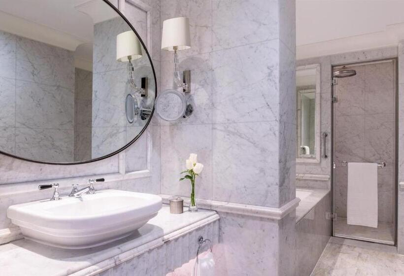 سوییت جونیور, The Ritzcarlton, Doha