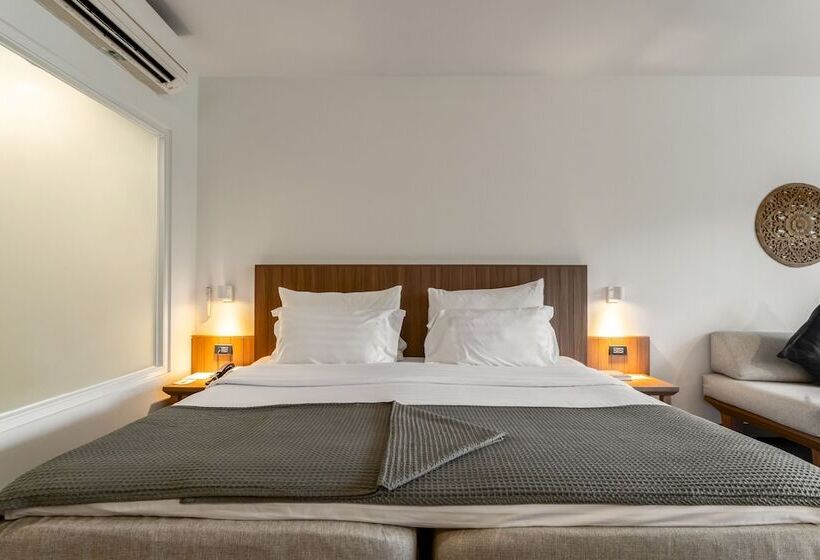 풀장 전망 디럭스 룸, Sunprime Kamala Beach