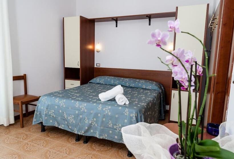 Quarto Estandar, Sayonara