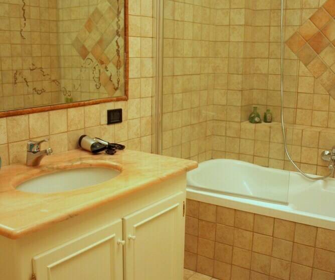 Номер Deluxe, Hibiscus Villasimius B&b