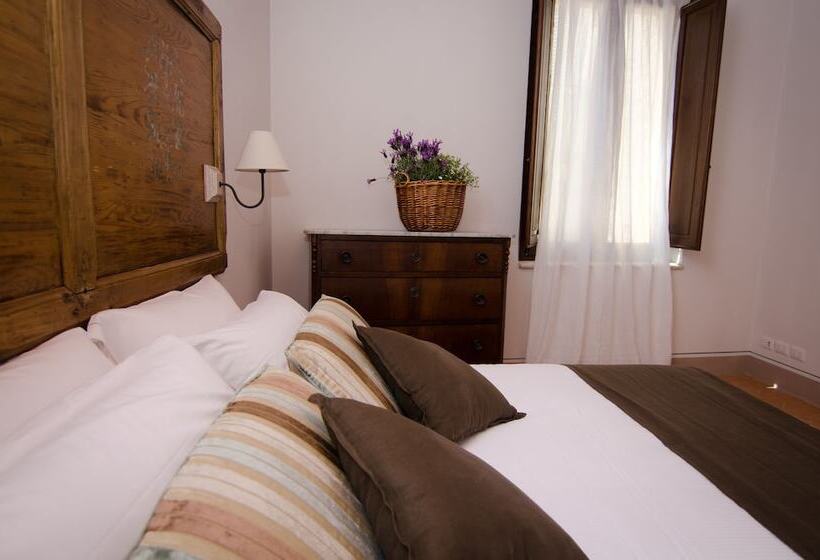 Номер Deluxe, Dimora Dell'erbe Rooms