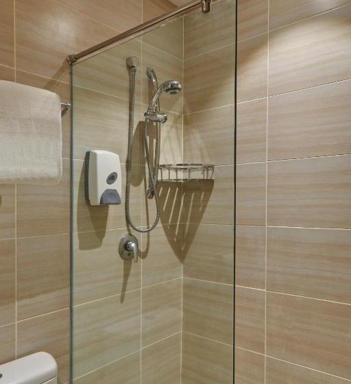 Standard Quadruple Room, Cititel Mid Valley