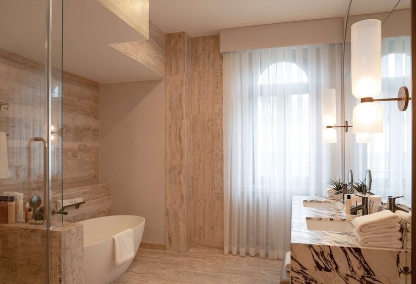 سوییت پرستیژ, Park Hyatt Milano